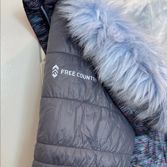 Free Country Kids Puffer Jacket with Faux Fur Hood - Blue and Gray - Picture 7 of 8